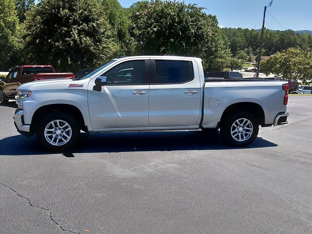 Used 2021 Chevrolet Silverado 1500 LT AWD/4WD image 7