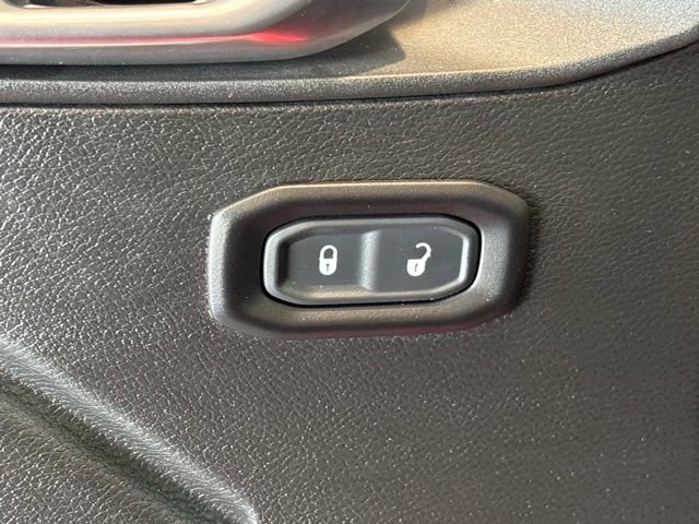 Used 2023 Jeep Gladiator Sport image 32