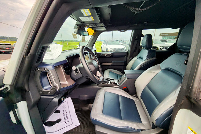 Used 2023 Ford Bronco Outer Banks AWD/4WD image 22