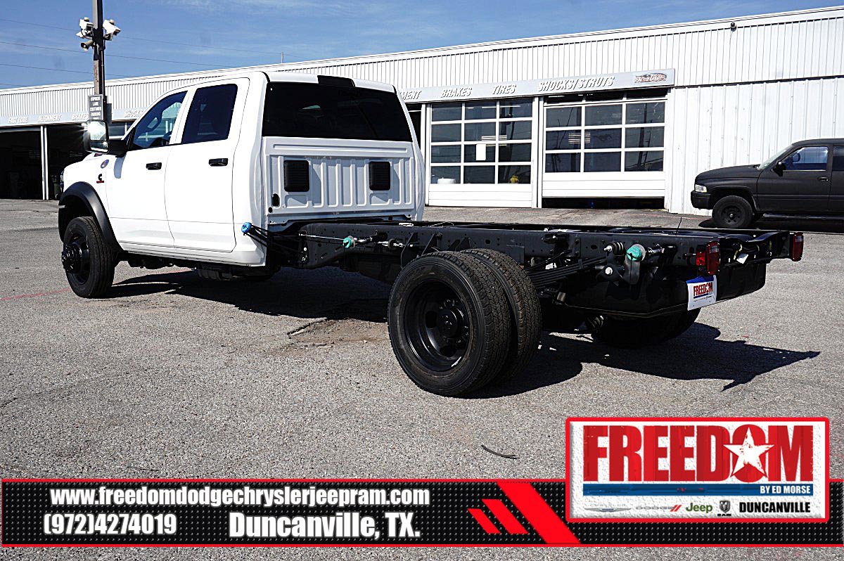 New 2026 RAM 5500 Tradesman AWD/4WD image 3