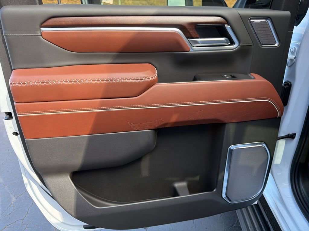 New 2026 GMC Sierra 2500 Denali Ultimate image 10