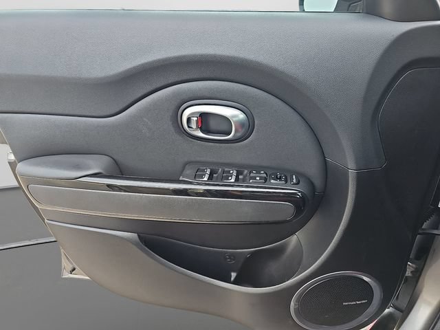 Used 2018 Kia Soul ! w/ Tech Package FWD image 23