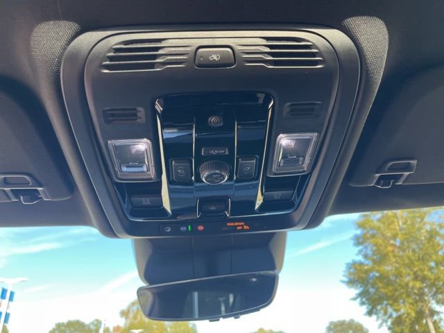 New 2026 Cadillac Escalade Luxury w/ Touring Package RWD image 43