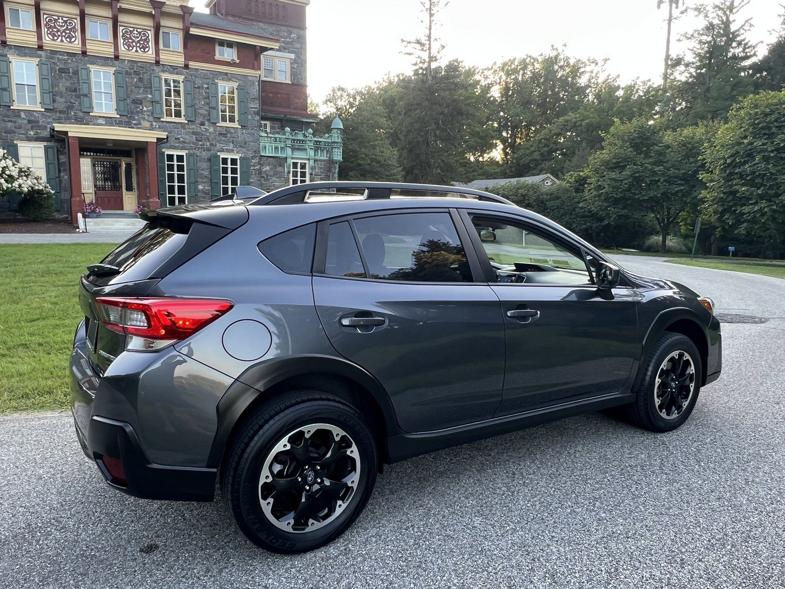 Used 2023 Subaru Crosstrek 2.0i Premium image 11