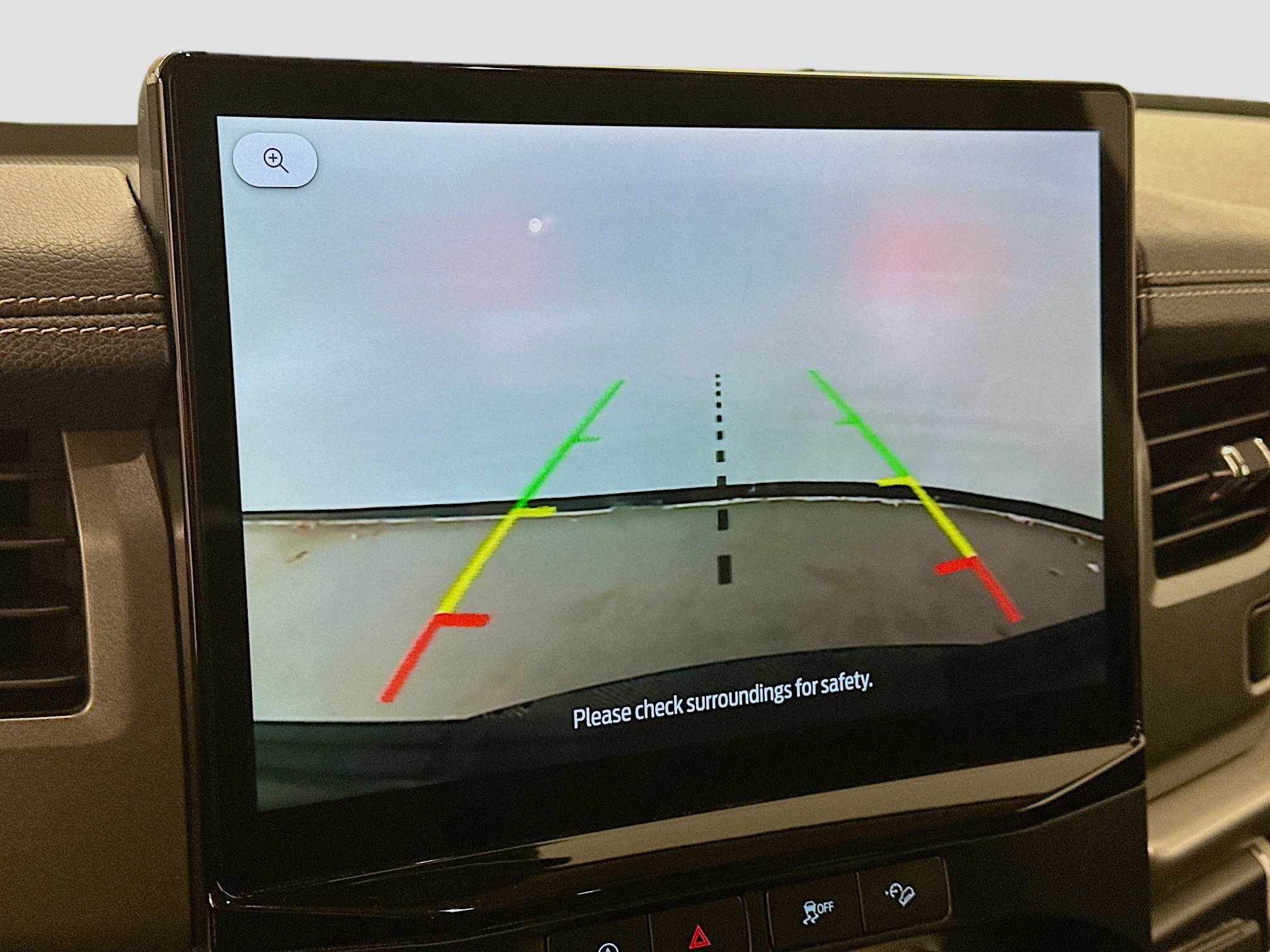 Used 2024 Ford Expedition XLT image 23