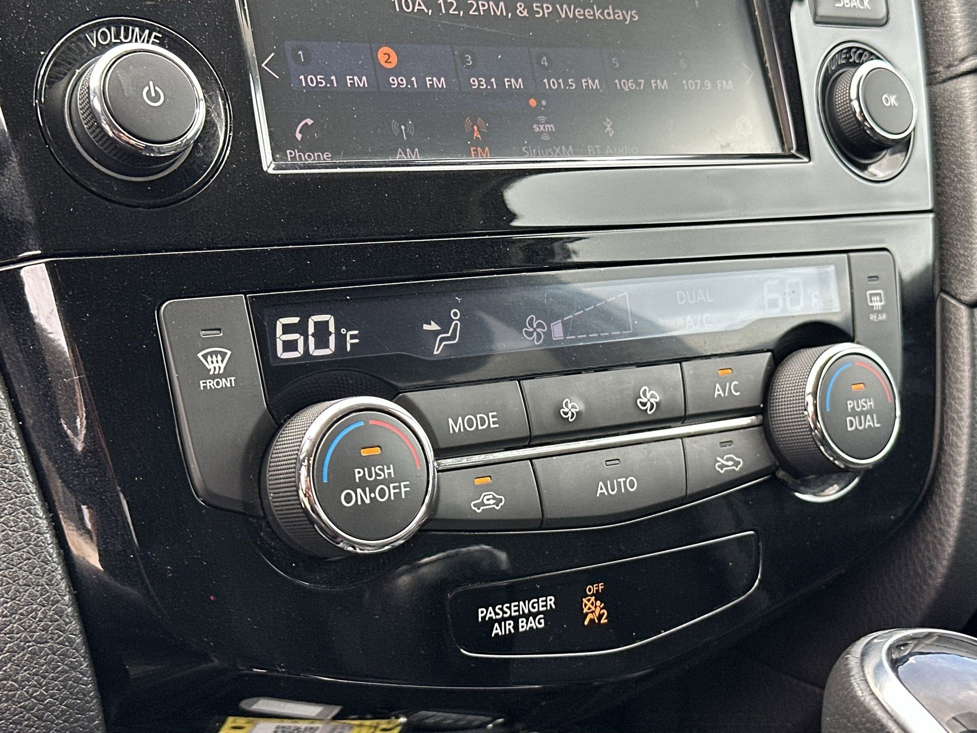 Used 2018 Nissan Rogue SV FWD image 16
