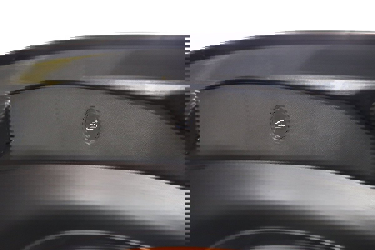 Used 2023 Tesla Model 3 Standard Range image 15