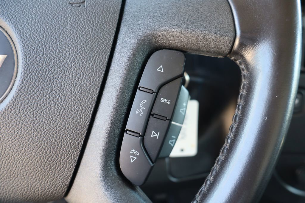 Used 2022 Chevrolet Express 3500 w/ Power Convenience Package RWD image 17