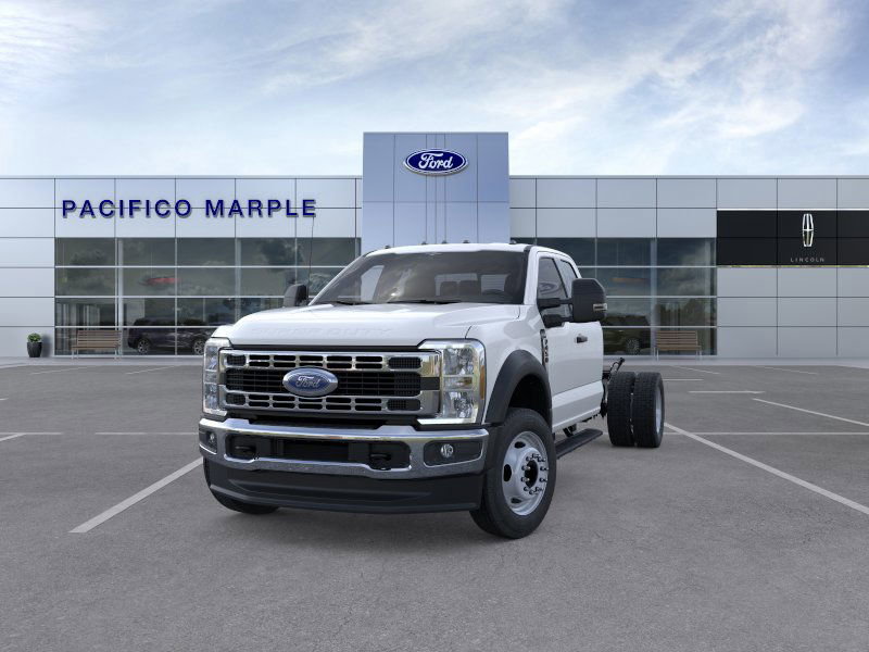 New 2025 Ford F450 XL w/ XL Chrome Package image 2