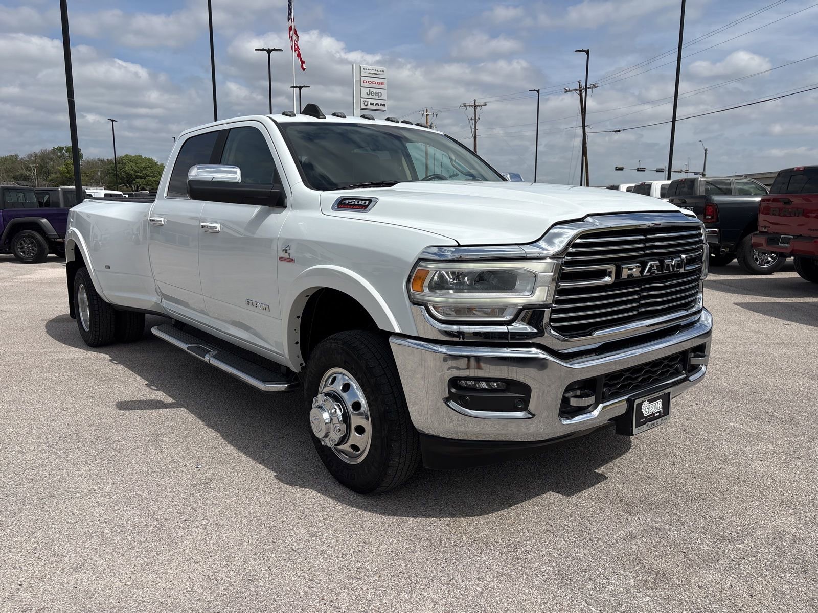 Used 2022 RAM 3500 Laramie w/ Chrome Appearance Group image 8
