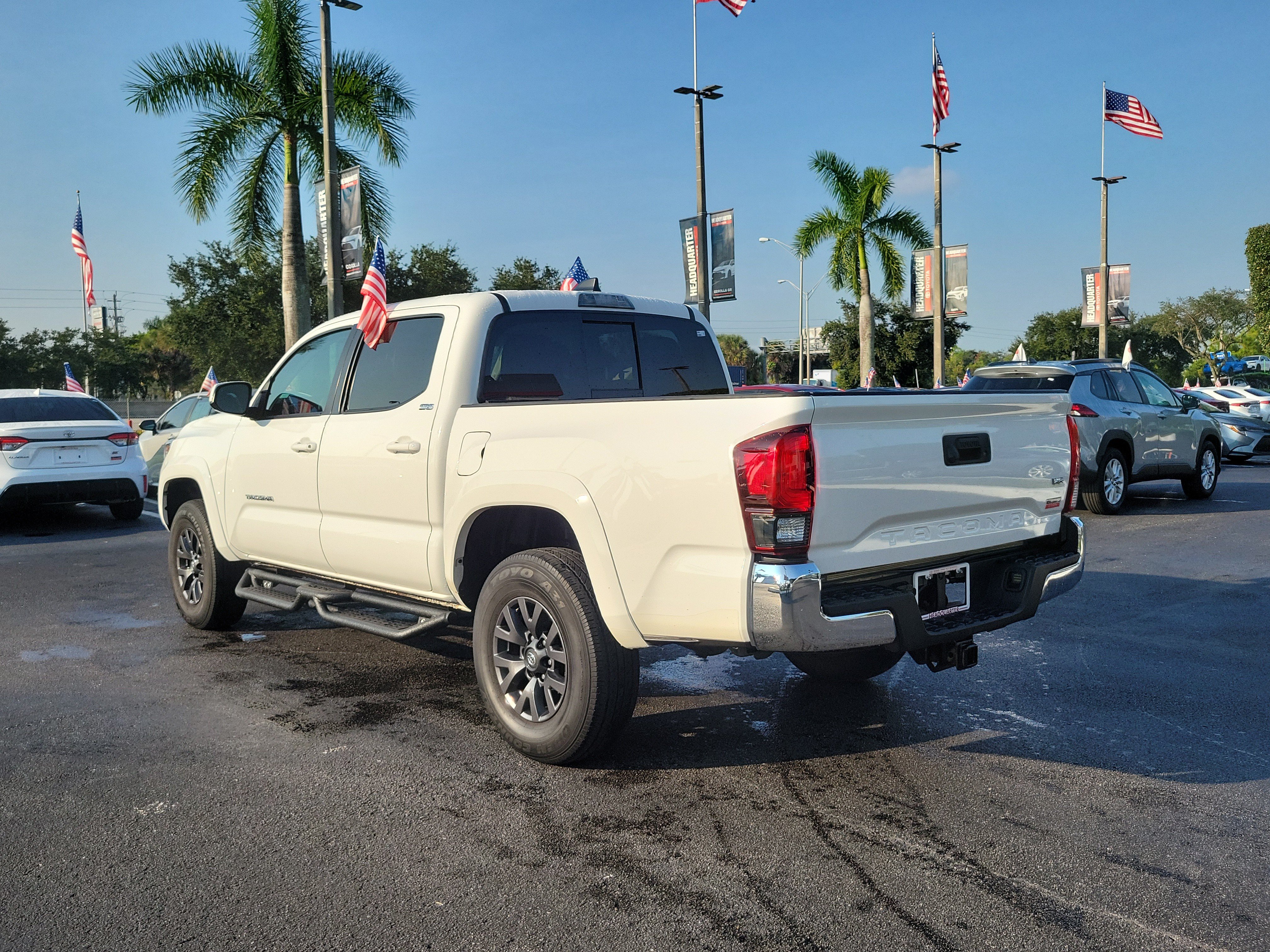 Used 2023 Toyota Tacoma SR5 RWD image 9