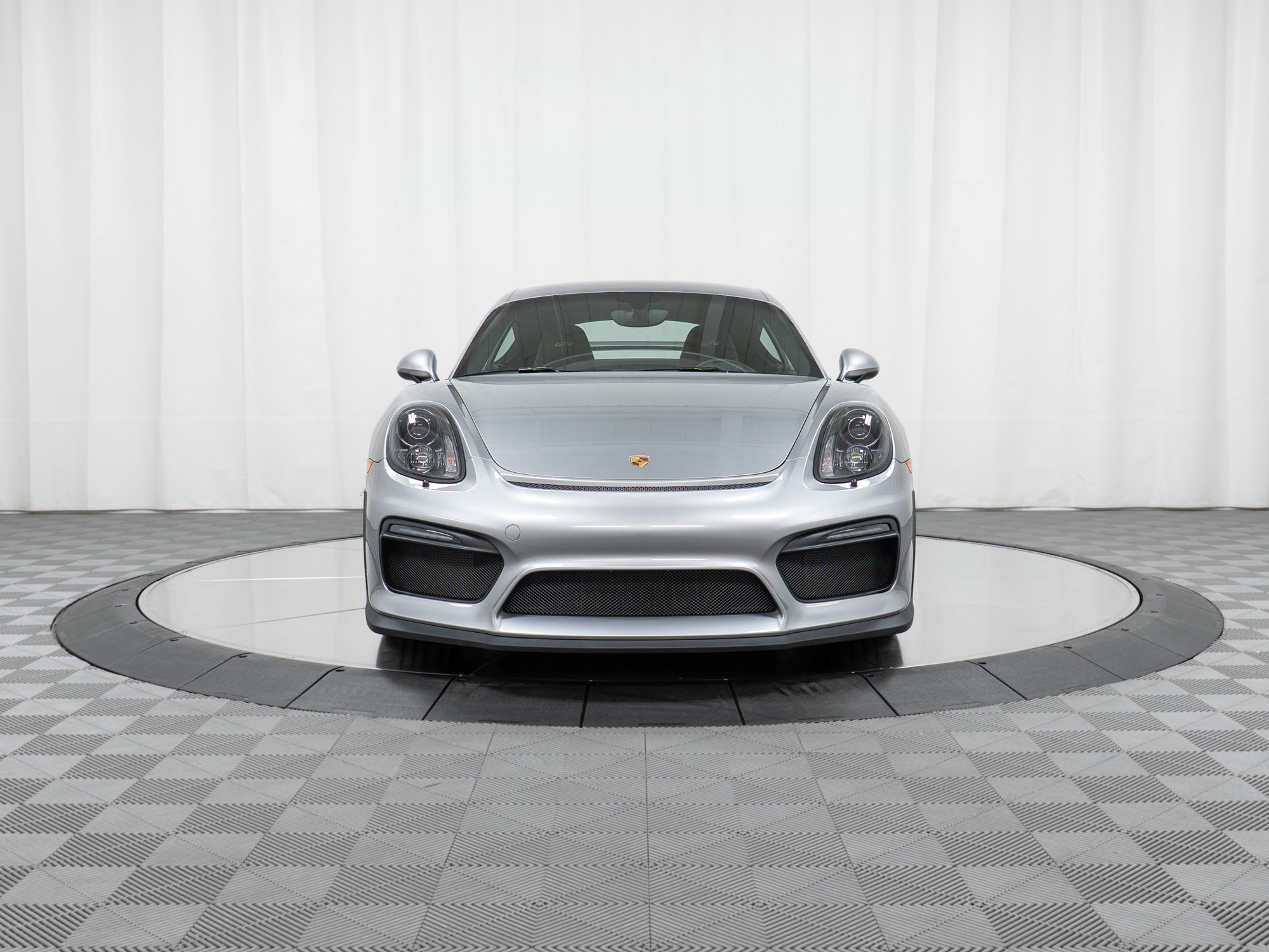 Certified 2016 Porsche Cayman GT4 RWD image 10