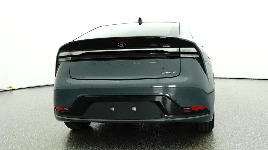 New 2026 Toyota Prius Plug-In Hybrid FWD image 47