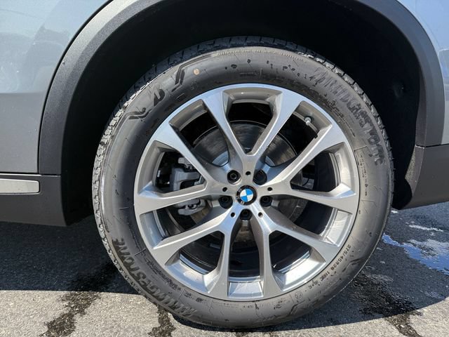 New 2026 BMW X5 xDrive40i w/ Climate Comfort Package AWD/4WD image 18