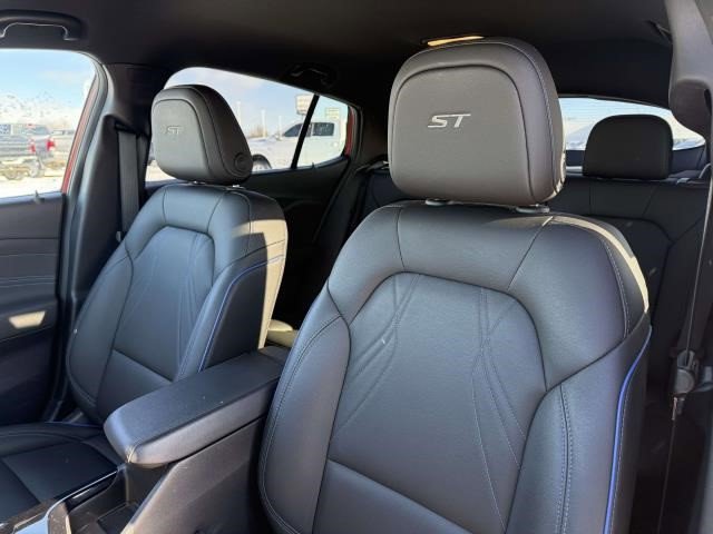 Certified 2024 Buick Envista Sport Touring w/ Convenience I Package image 11