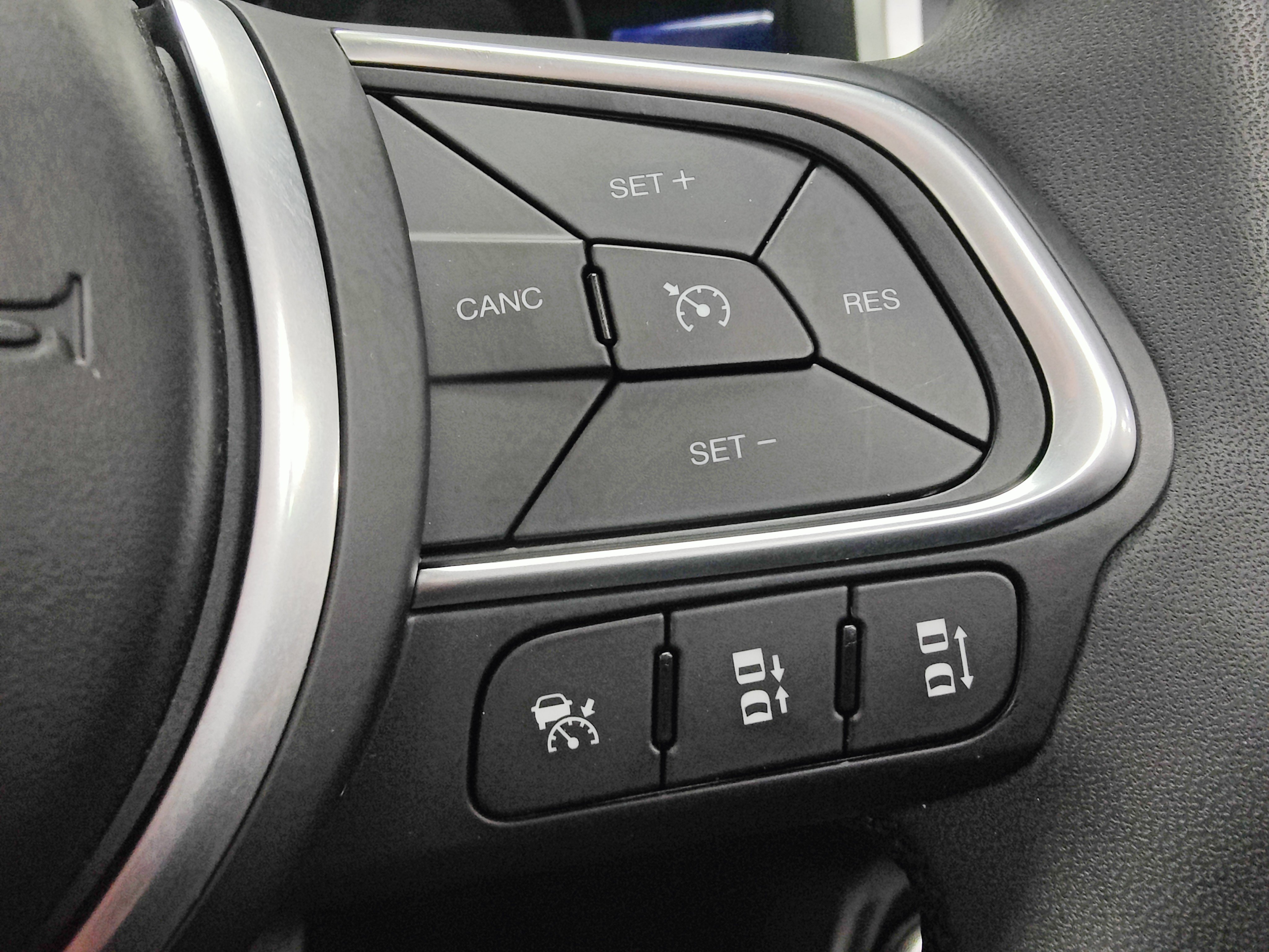 Used 2021 FIAT 500X Trekking image 13