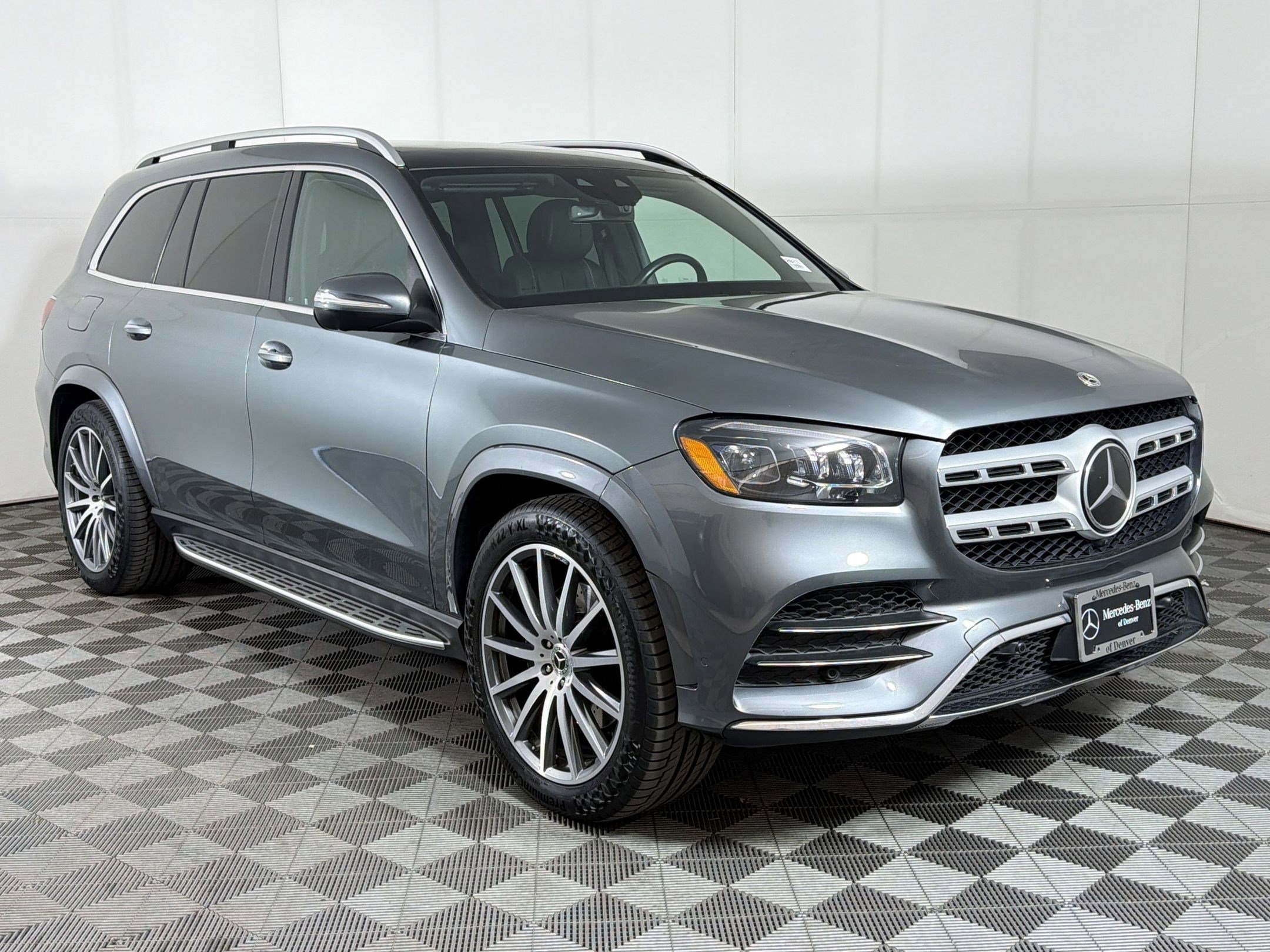 Used 2023 Mercedes-Benz GLS 450 4MATIC image 7
