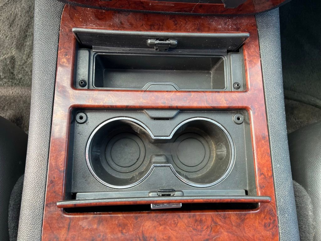 Used 2011 Chevrolet Avalanche LTZ image 31