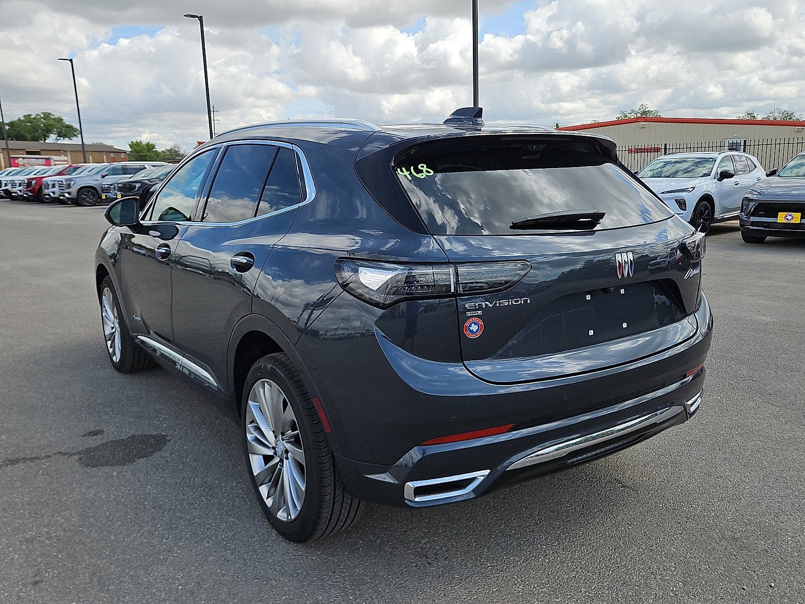 New 2026 Buick Envision Avenir AWD/4WD image 3