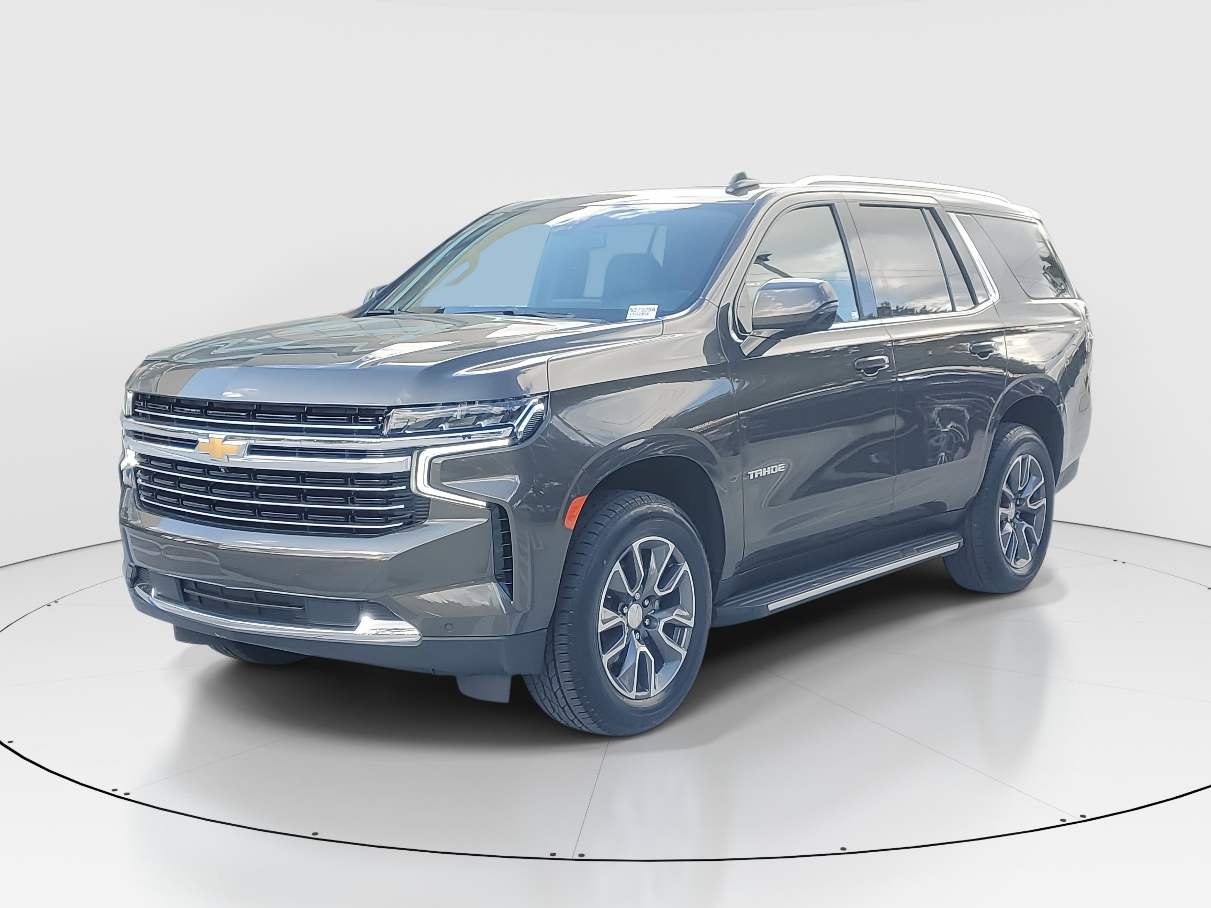 Used 2021 Chevrolet Tahoe LT w/ LT Signature Package image 5