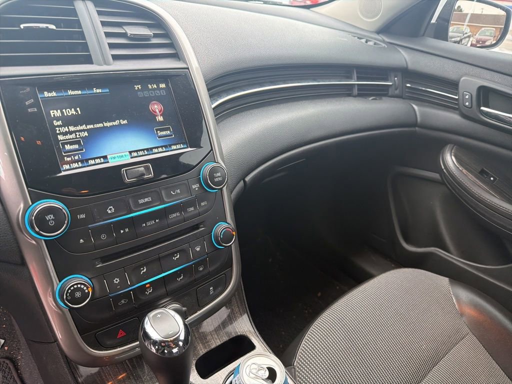 Used 2015 Chevrolet Malibu LT w/ Power Convenience Package image 13