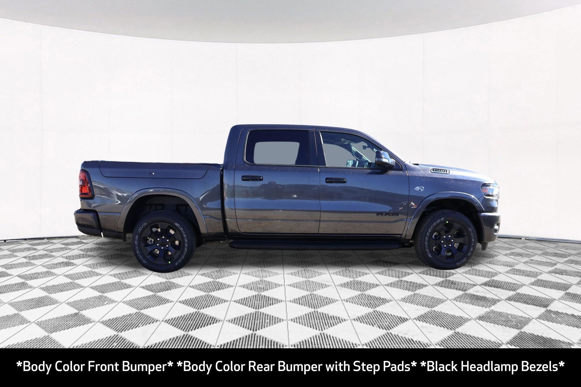 New 2026 RAM 1500 4x4 Crew Cab image 15