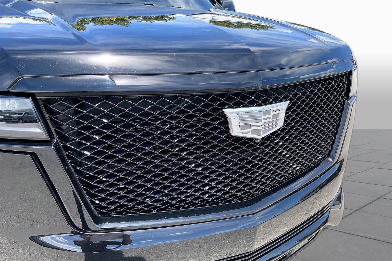 Used 2021 Cadillac Escalade ESV Sport Platinum AWD/4WD image 30