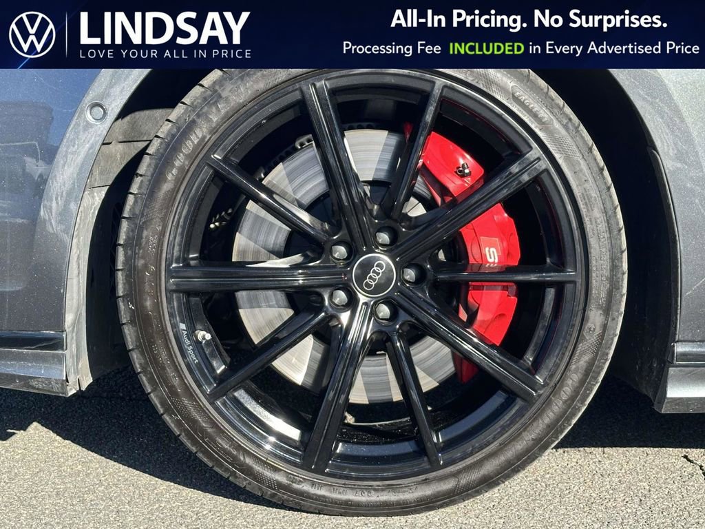 Used 2023 Audi S8 w/ S8 Comfort Plus Package image 8