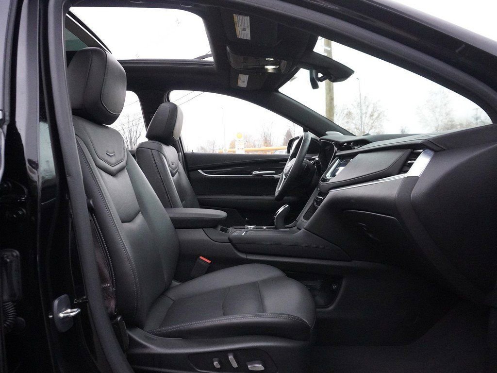 Used 2024 Cadillac XT5 Premium Luxury image 34
