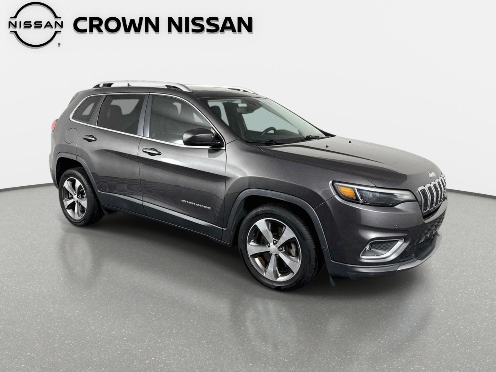 Used 2019 Jeep Cherokee Limited w/ Technology Group FWD image 4