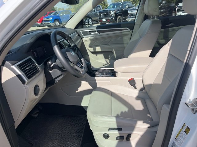 Used 2021 Volkswagen Atlas SEL w/ MDO Package (Bench Seat) image 13
