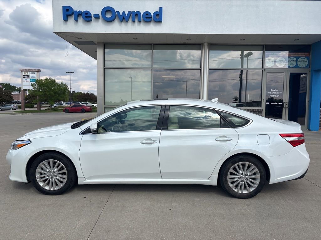 Used 2013 Toyota Avalon Limited FWD image 8