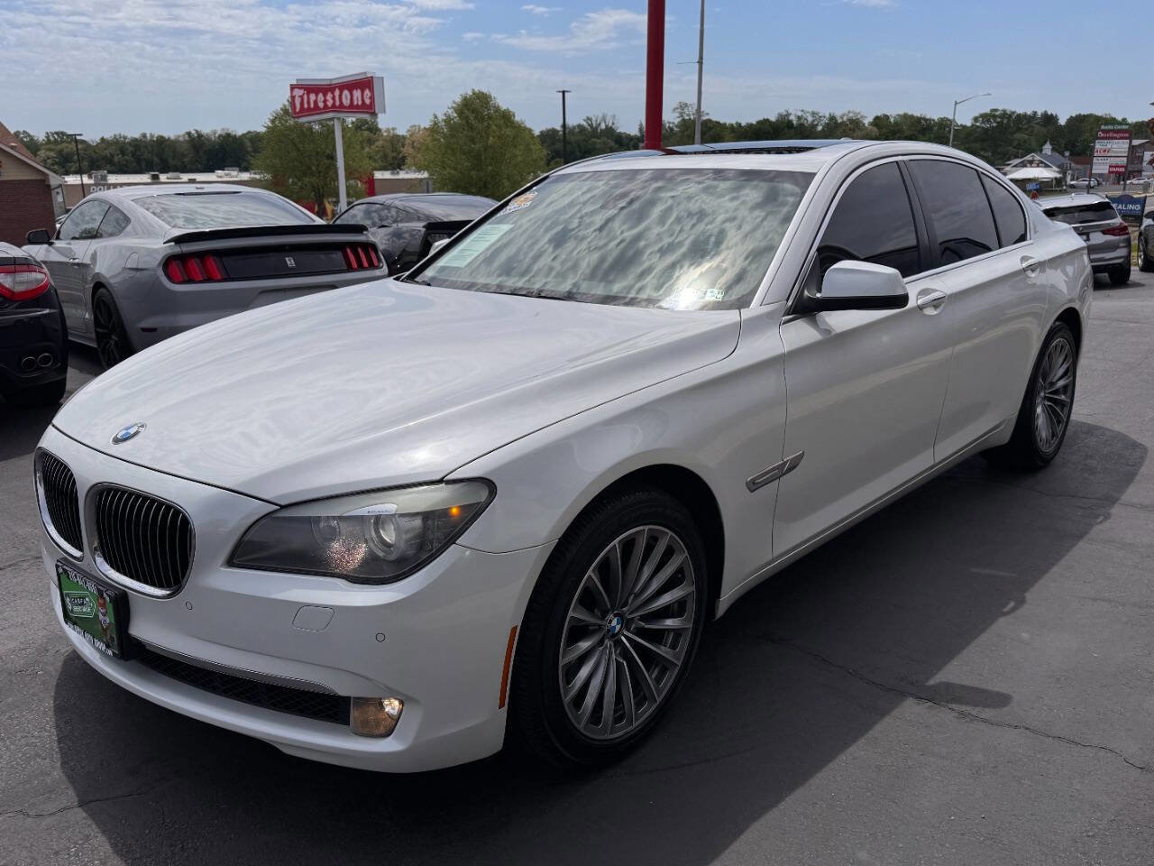 Used 2011 BMW 740i RWD image 4