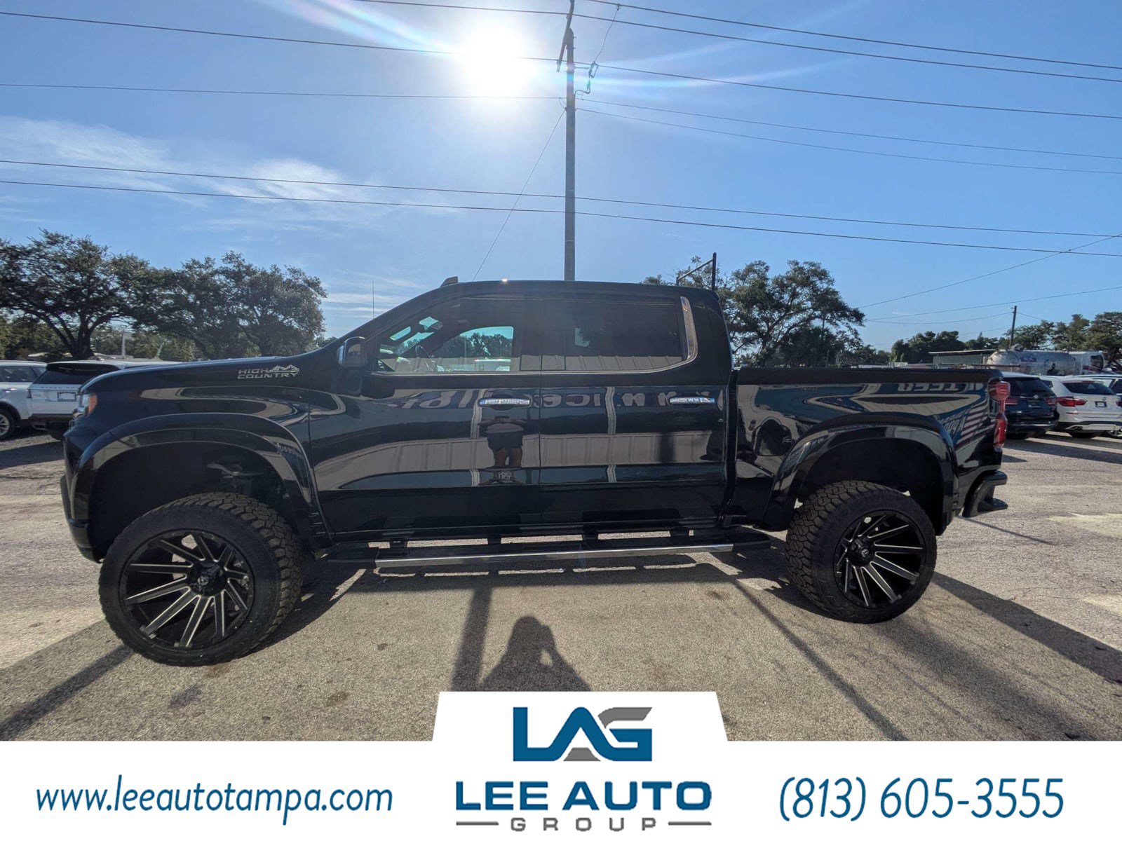 Used 2020 Chevrolet Silverado 1500 High Country w/ Technology Package AWD/4WD image 6