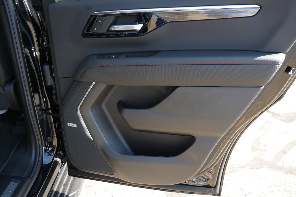 New 2026 Chevrolet Tahoe RST w/ RST Capability Package AWD/4WD image 14