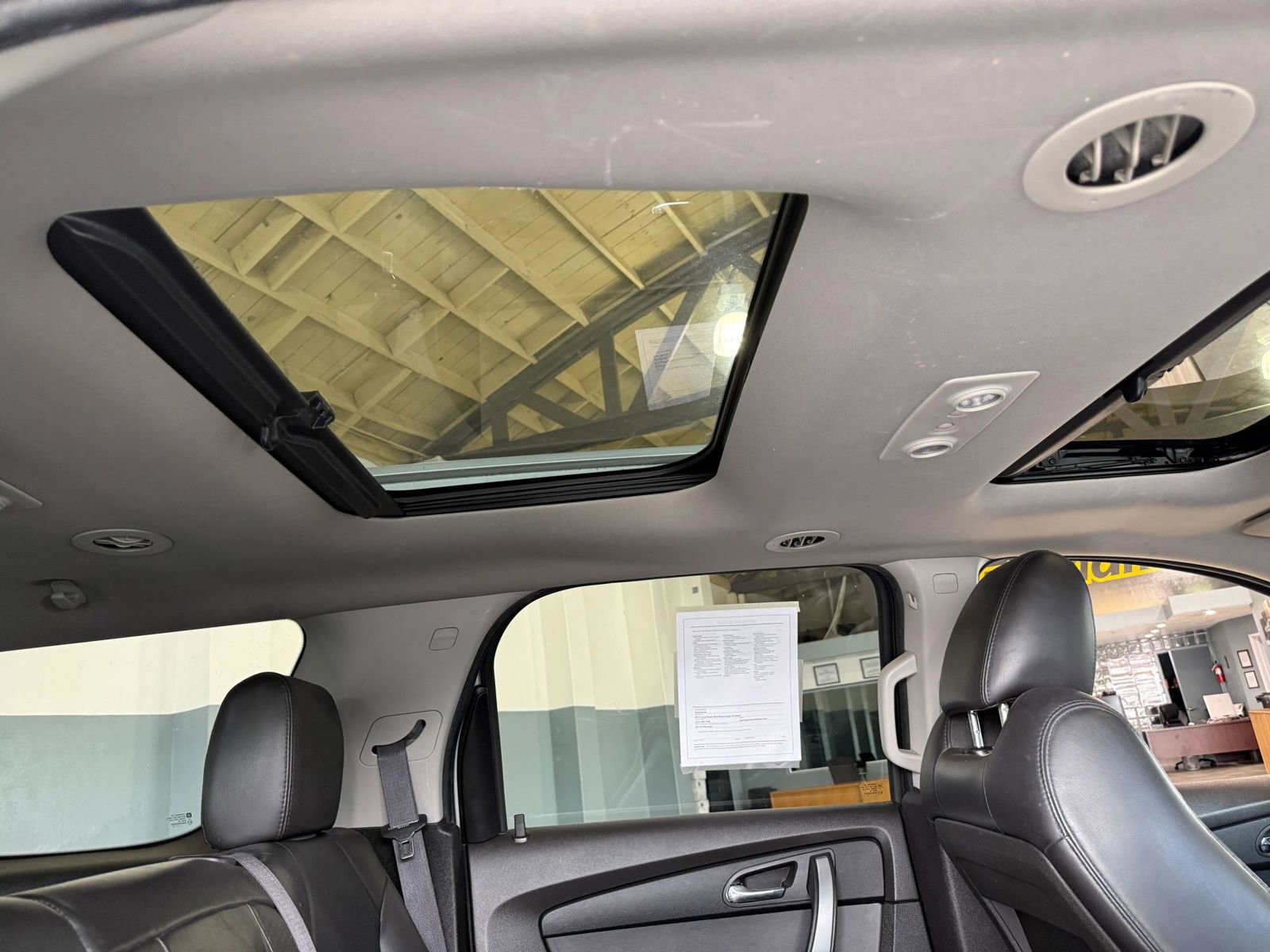 Used 2012 GMC Acadia SLT FWD image 14