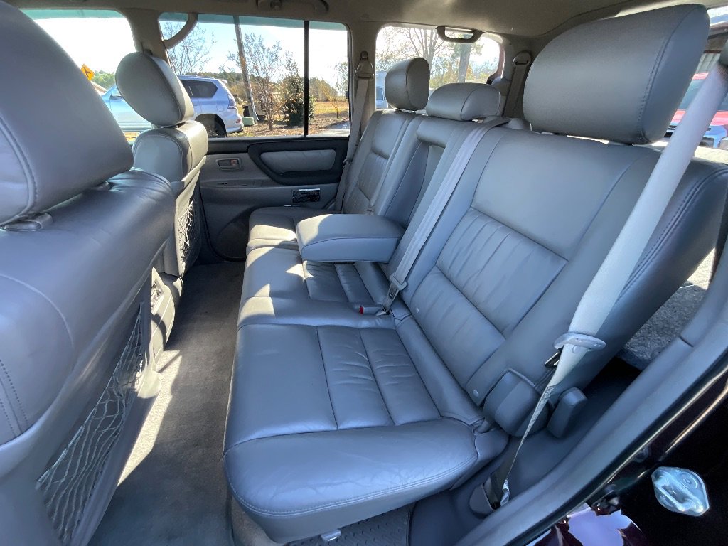 Used 2006 Toyota Land Cruiser image 35