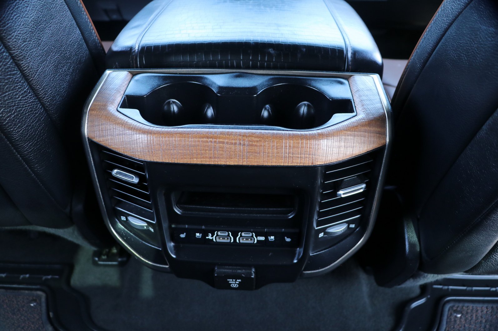 Used 2019 RAM 1500 Limited AWD/4WD image 33