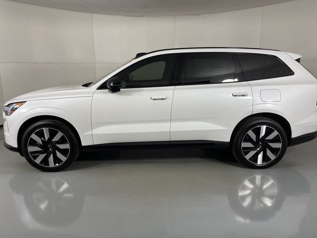 Used 2025 Volvo EX90 Plus AWD/4WD image 5