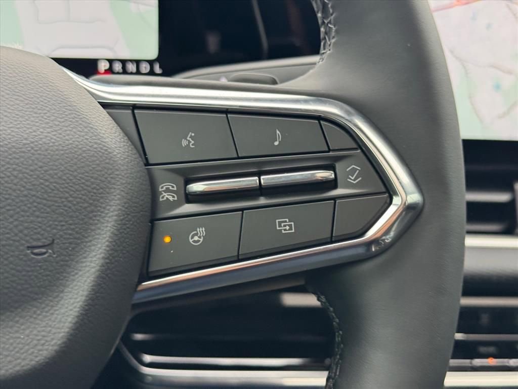 New 2026 Chevrolet Equinox LT w/ Midnight Edition FWD image 14