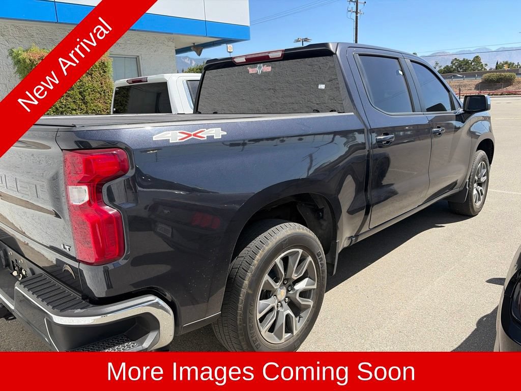 Used 2022 Chevrolet Silverado 1500 LT AWD/4WD image 3