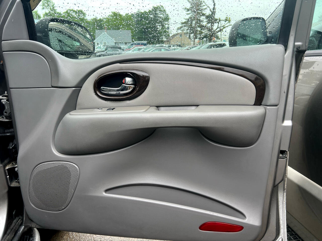 Used 2006 Buick Rainier CXL image 11