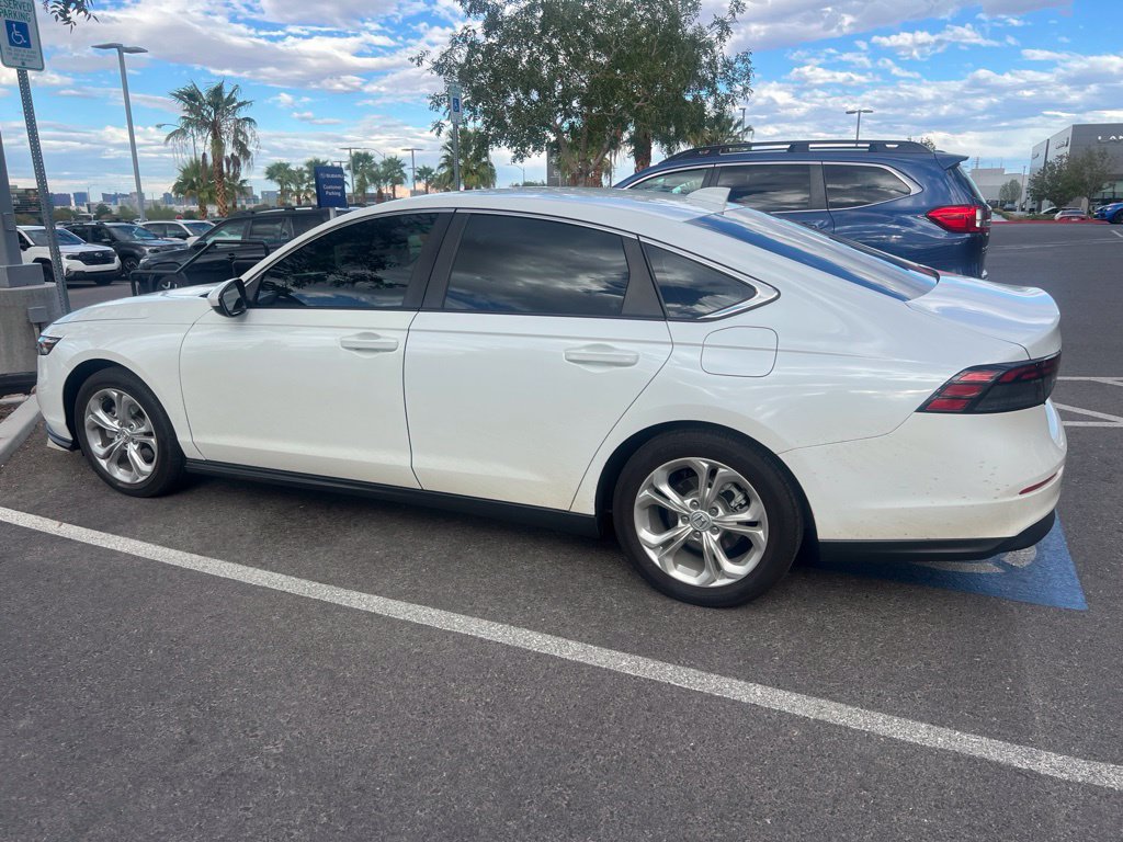 Used 2023 Honda Accord LX image 33