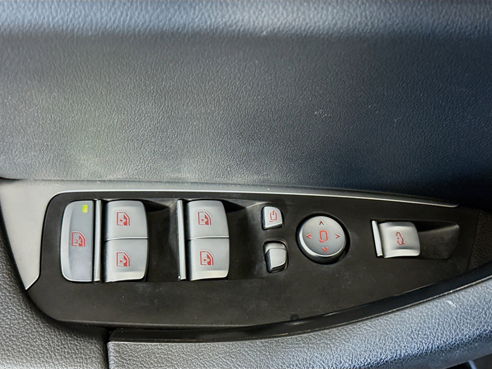 Used 2022 BMW X3 sDrive30i w/ Convenience Package image 24