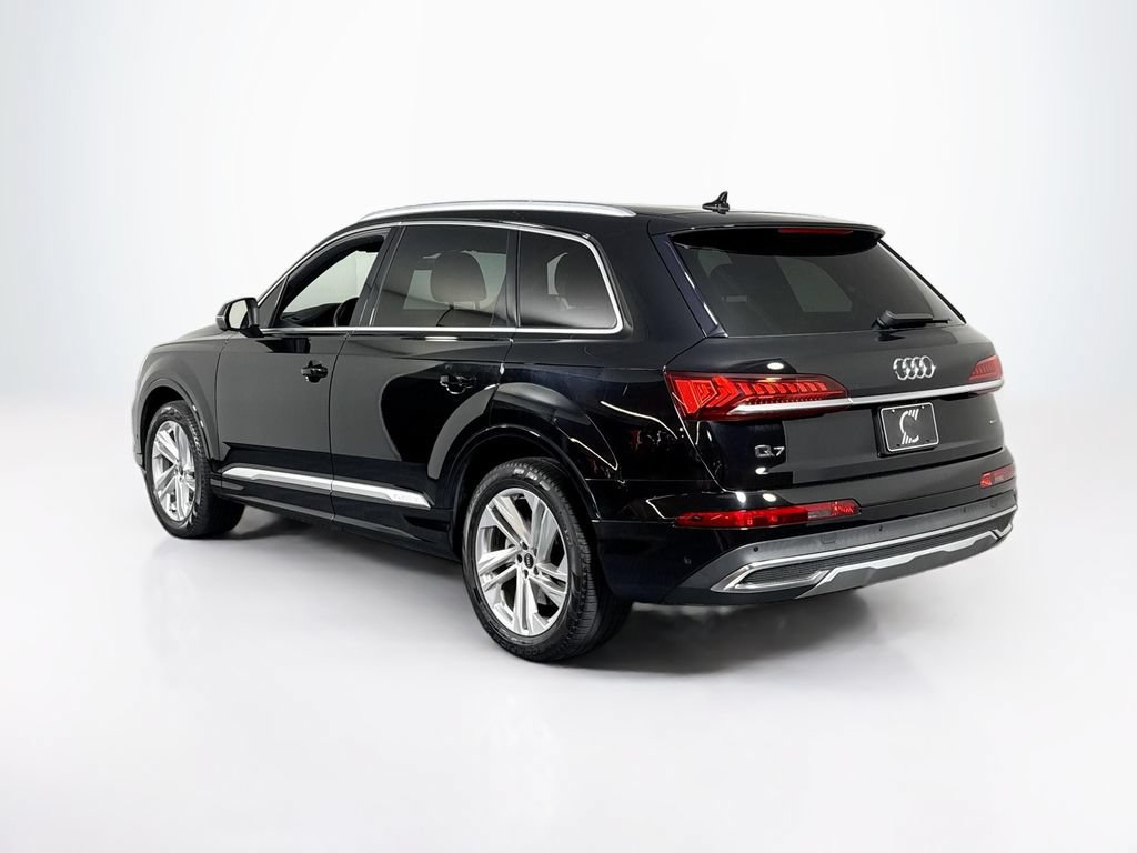Used 2021 Audi Q7 2.0T Premium w/ Convenience Package AWD/4WD image 3