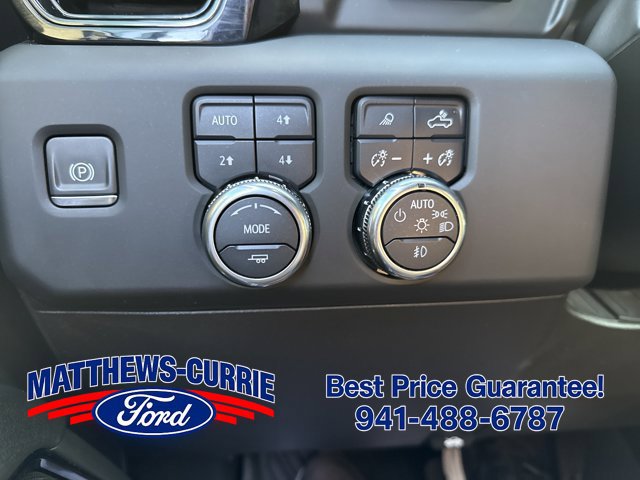 Used 2024 GMC Sierra 1500 AT4 w/ Technology Package AWD/4WD image 27