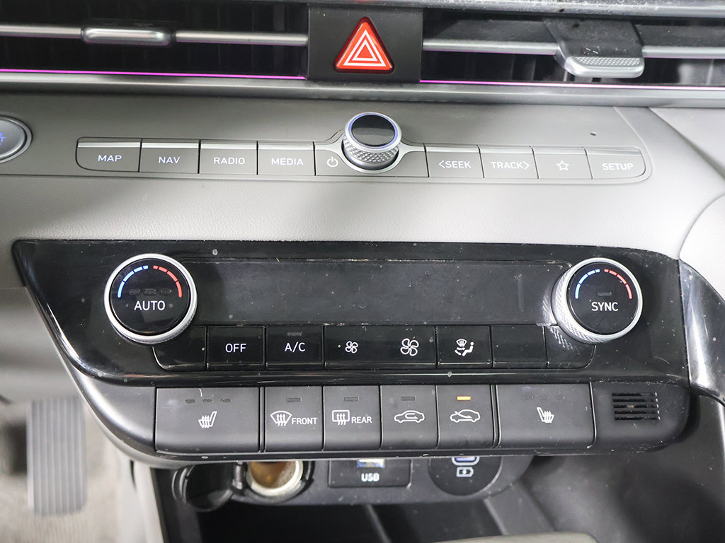 Used 2024 Hyundai Elantra SEL w/ Convenience Package FWD image 44