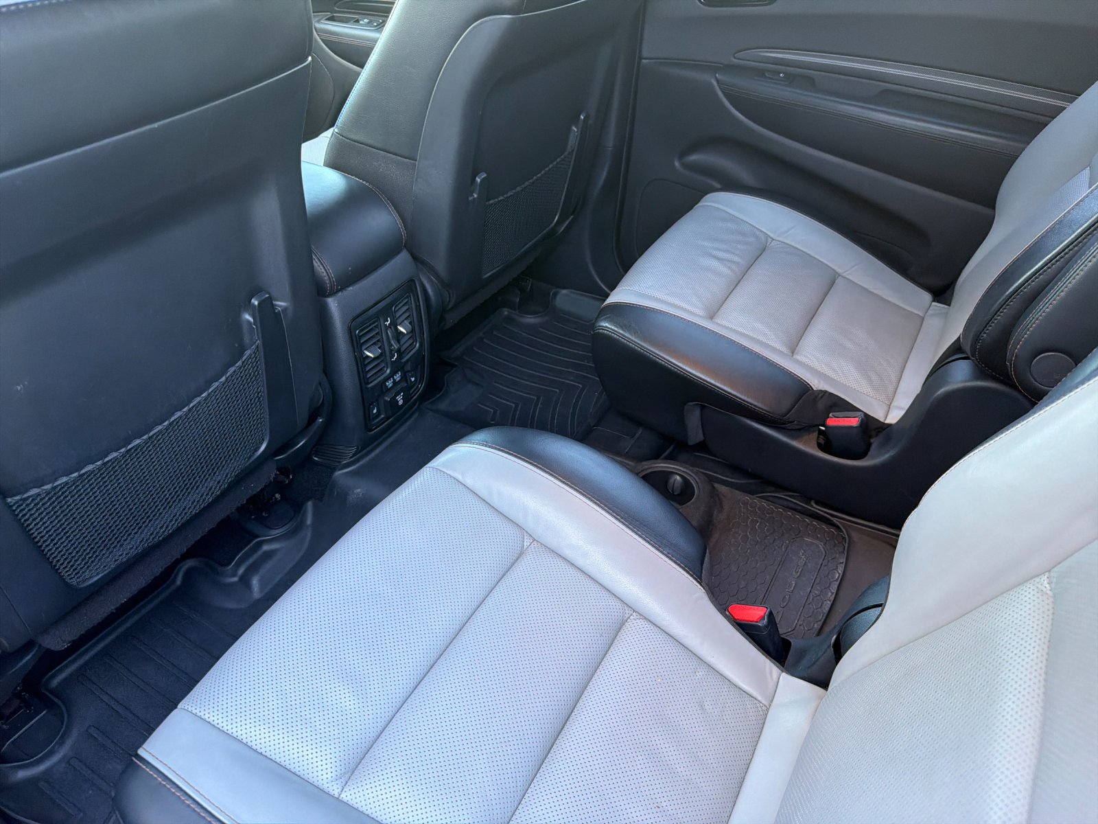 Used 2021 Dodge Durango R/T w/ Tow 'N Go Package AWD/4WD image 14