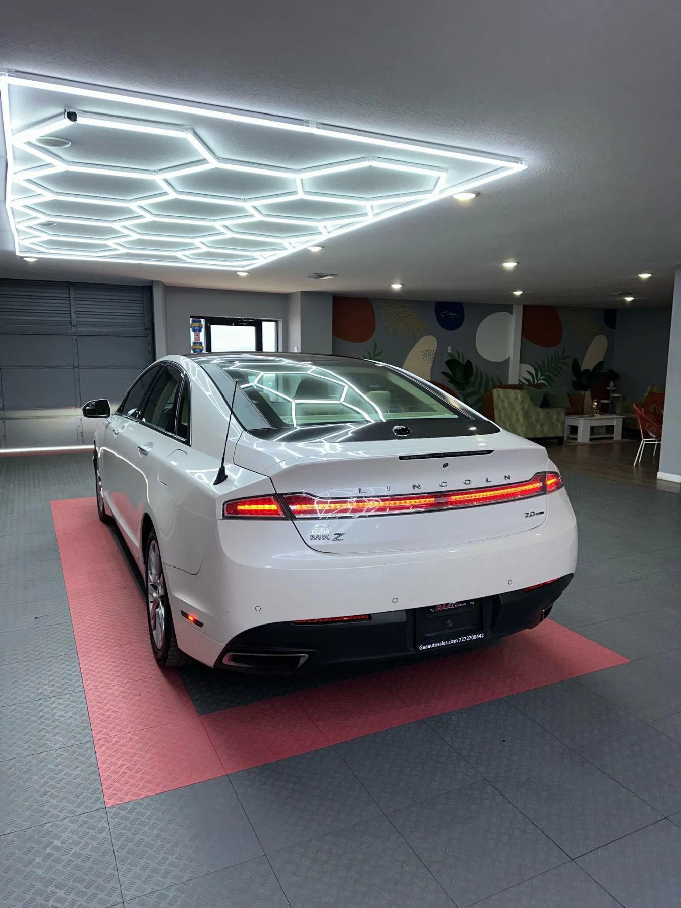 Used 2014 Lincoln MKZ w/ Equipment Group 101A Select image 4