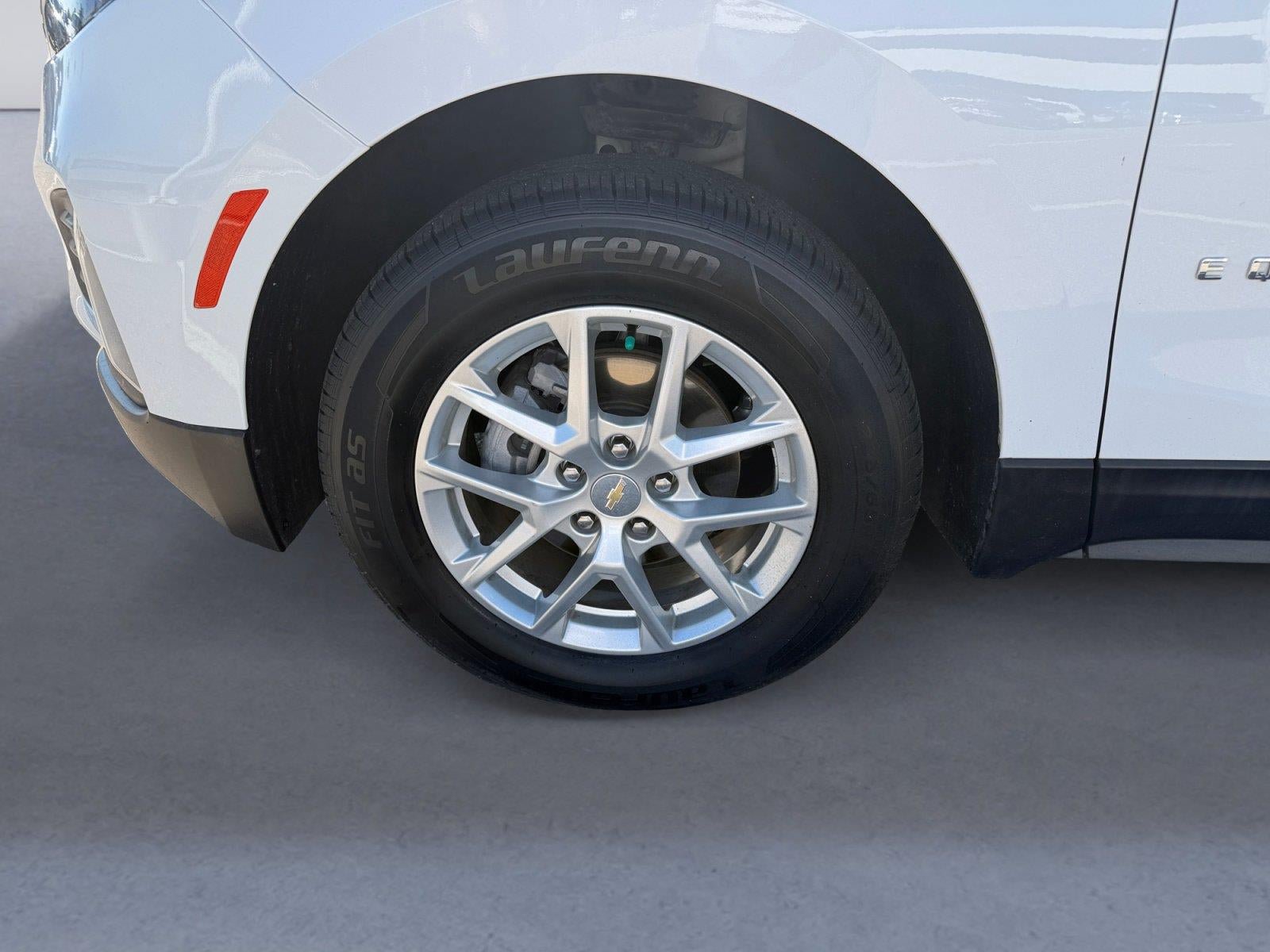 Used 2024 Chevrolet Equinox LT AWD/4WD image 14